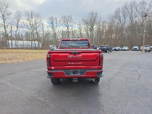 2025 GMC Sierra 2500 AT4