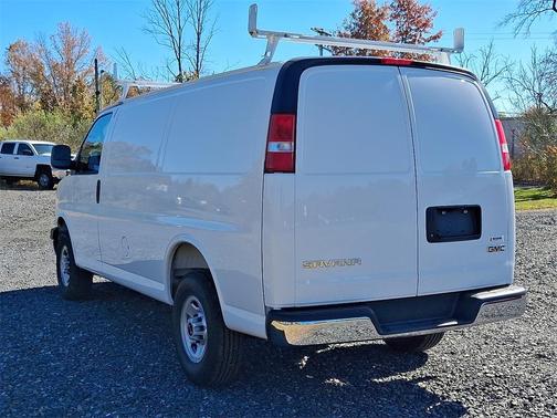 2025 GMC Savana 2500 Work Van