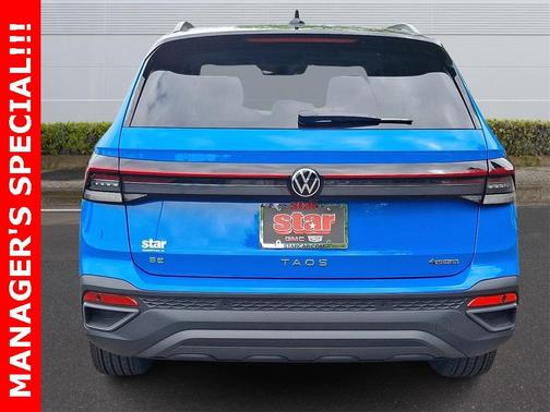 2025 Volkswagen Taos 1.5T SE Black