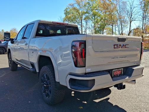 2026 GMC Sierra 2500 AT4
