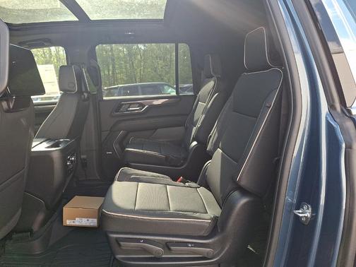 Blue 2026 GMC Yukon XL Elevation