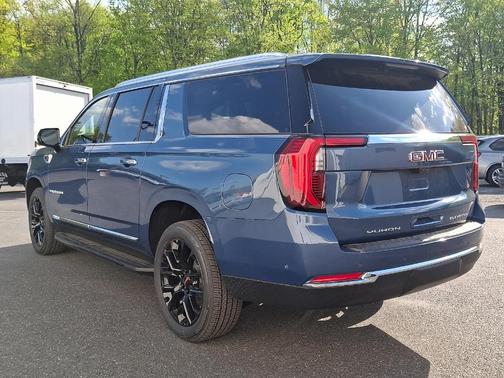 Blue 2026 GMC Yukon XL Elevation