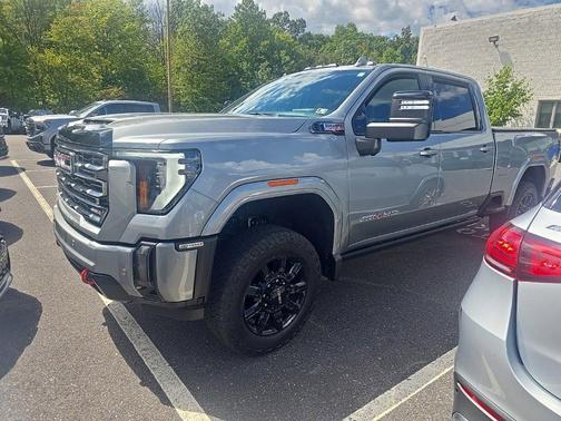 2024 GMC Sierra 2500 AT4
