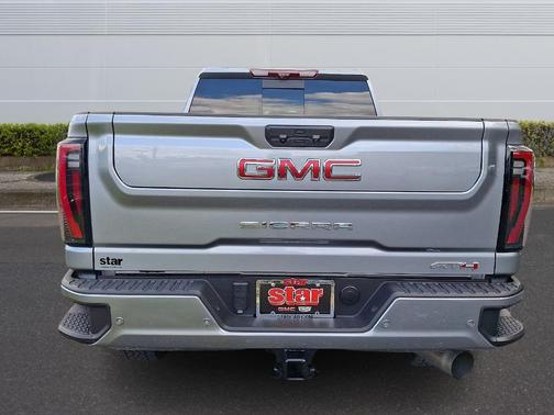 2024 GMC Sierra 2500 AT4