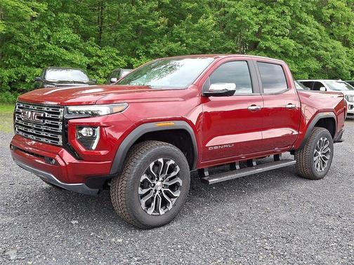 2025 GMC Canyon Denali
