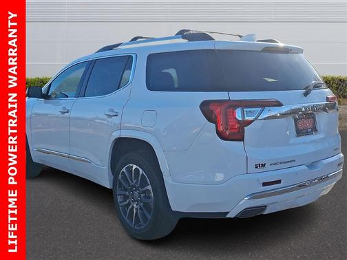 2022 GMC Acadia Denali