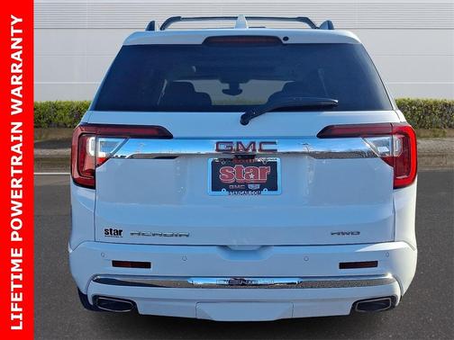 2022 GMC Acadia Denali