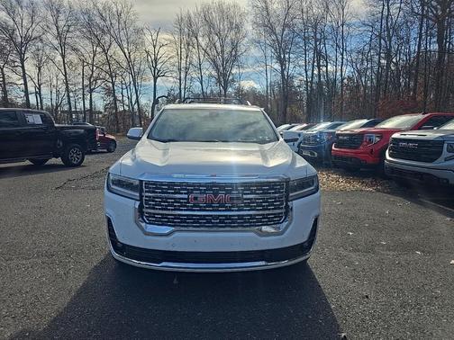 2022 GMC Acadia Denali