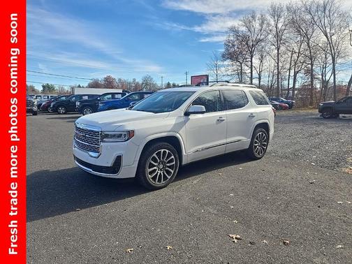 2022 GMC Acadia Denali
