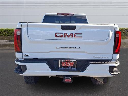 2024 GMC Sierra 2500 Denali