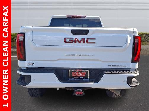 2024 GMC Sierra 2500 Denali