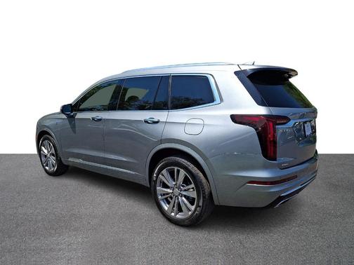 Argent Silver Metallic 2023 Cadillac XT6 Premium Luxury AWD
