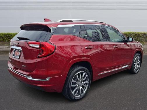 2023 GMC Terrain Denali