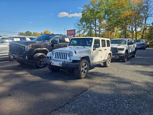 2017 Jeep Wrangler Unlimited Sahara