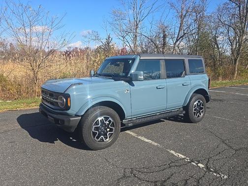 2022 Ford Bronco Outer Banks