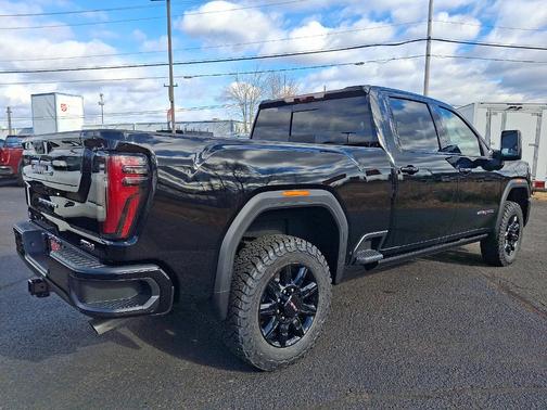 2026 GMC Sierra 2500 AT4