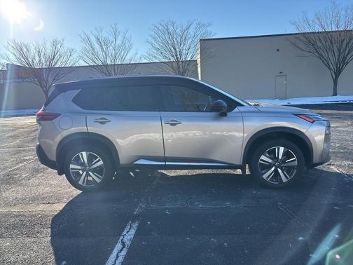 2021 Nissan Rogue SL
