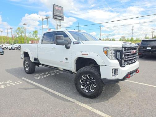Summit White 2020 GMC Sierra 2500 AT4