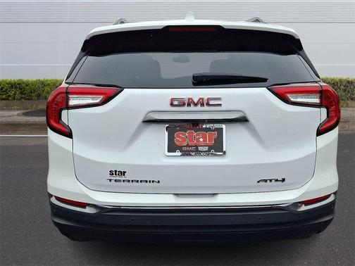 2022 GMC Terrain AT4