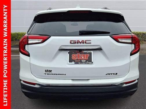 2022 GMC Terrain AT4