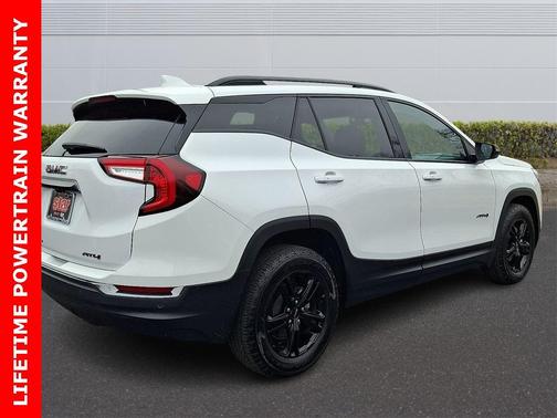 2022 GMC Terrain AT4