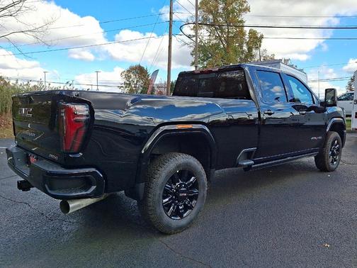 2026 GMC Sierra 3500 AT4