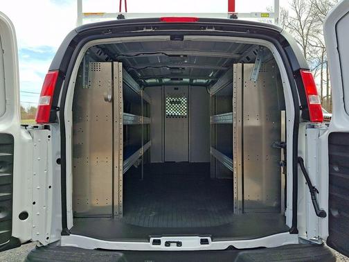 2026 GMC Savana 2500 Work Van