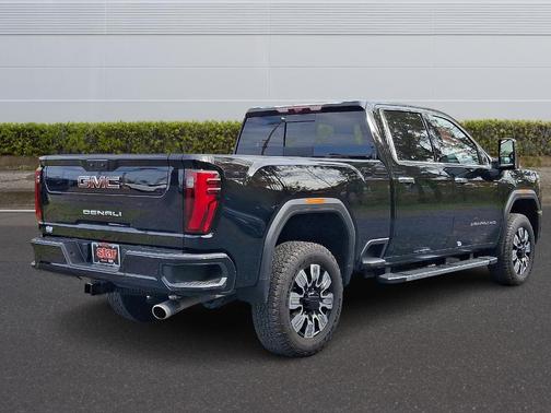 2024 GMC Sierra 3500 Denali