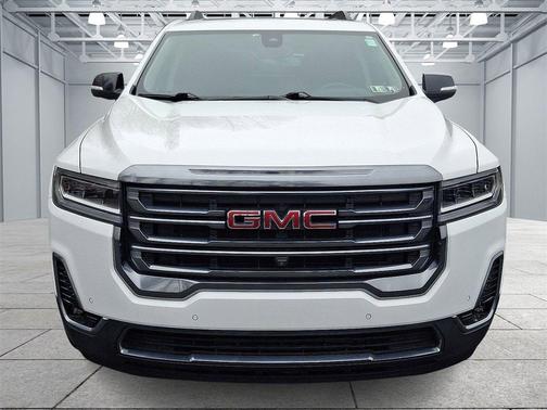 2022 GMC Acadia AT4
