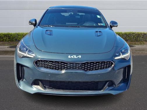 Ascot Green 2022 Kia Stinger GT2