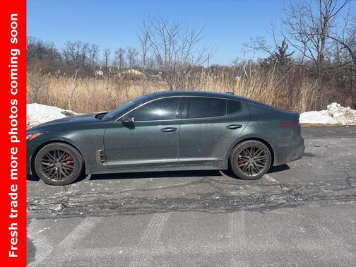 2022 Kia Stinger GT2