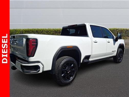 2024 GMC Sierra 2500 AT4