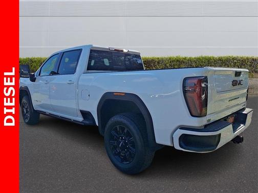 2024 GMC Sierra 2500 AT4