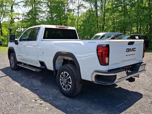 White 2026 GMC Sierra 3500 SLE