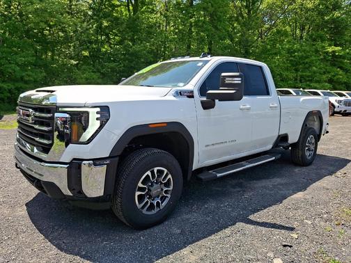 White 2026 GMC Sierra 3500 SLE