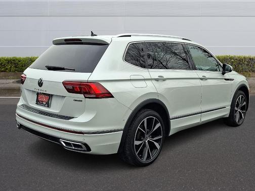 2024 Volkswagen Tiguan 2.0T SEL R-Line