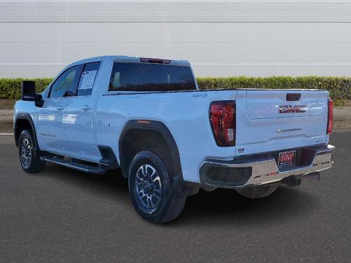 2024 GMC Sierra 2500 SLE