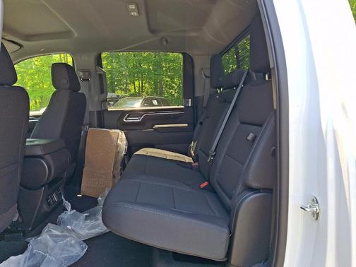 White 2026 GMC Sierra 3500 SLE