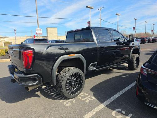 Onyx Black 2021 GMC Sierra 2500 AT4