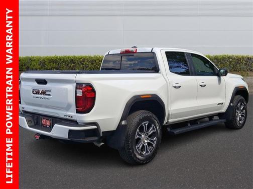 2023 GMC Canyon AT4