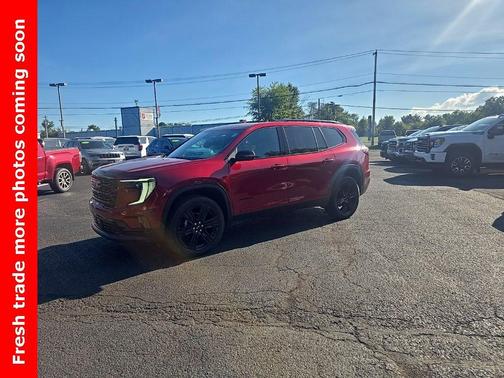 2025 GMC Acadia Elevation