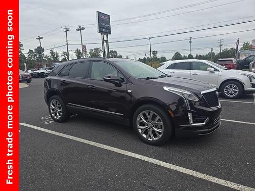 2020 Cadillac XT5 Sport
