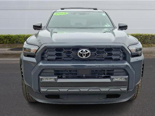 2025 Toyota 4Runner Hybrid TRD