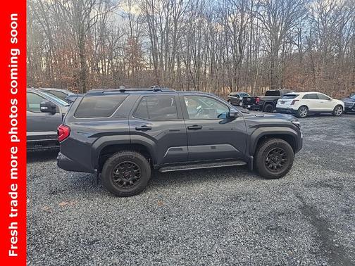2025 Toyota 4Runner Hybrid TRD