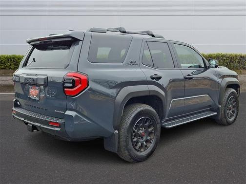 2025 Toyota 4Runner Hybrid TRD
