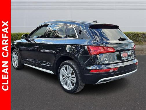 2020 Audi Q5 40 Premium Plus