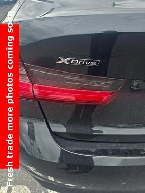 2019 BMW 330 i xDrive