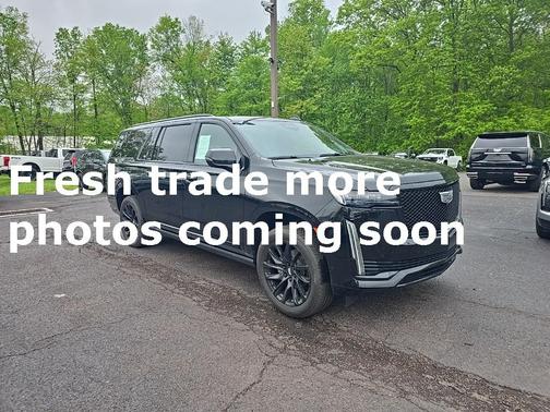 2023 Cadillac Escalade ESV Sport Platinum