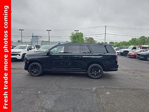 2023 Cadillac Escalade ESV Sport Platinum
