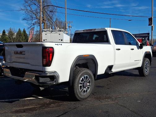 2026 GMC Sierra 3500 Pro